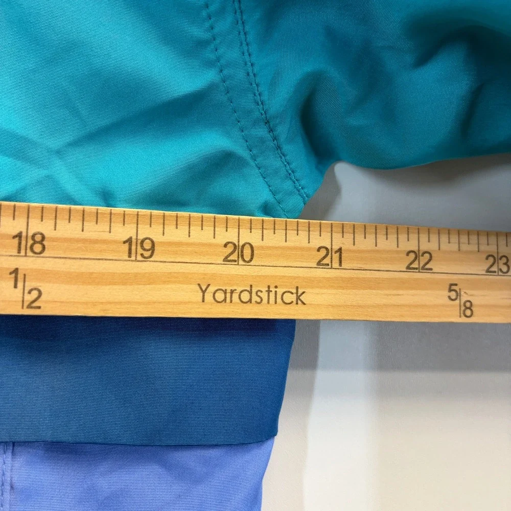Dutch Bros measurements pit
